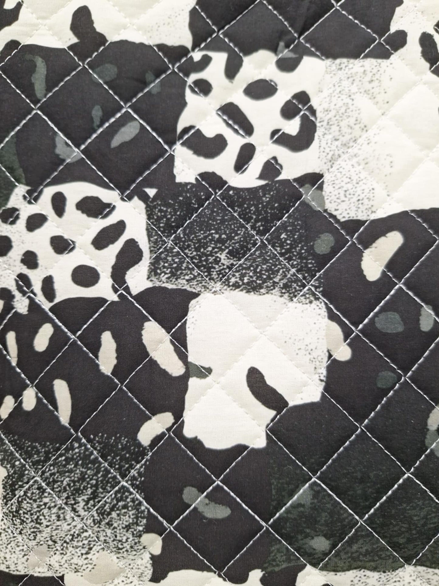 Bible Holders - Bible Carriers - Bible Covers